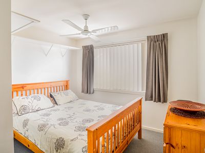 679 Boat Harbour Drive, Urangan