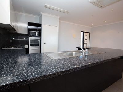 86 Redbank Road, Redbank