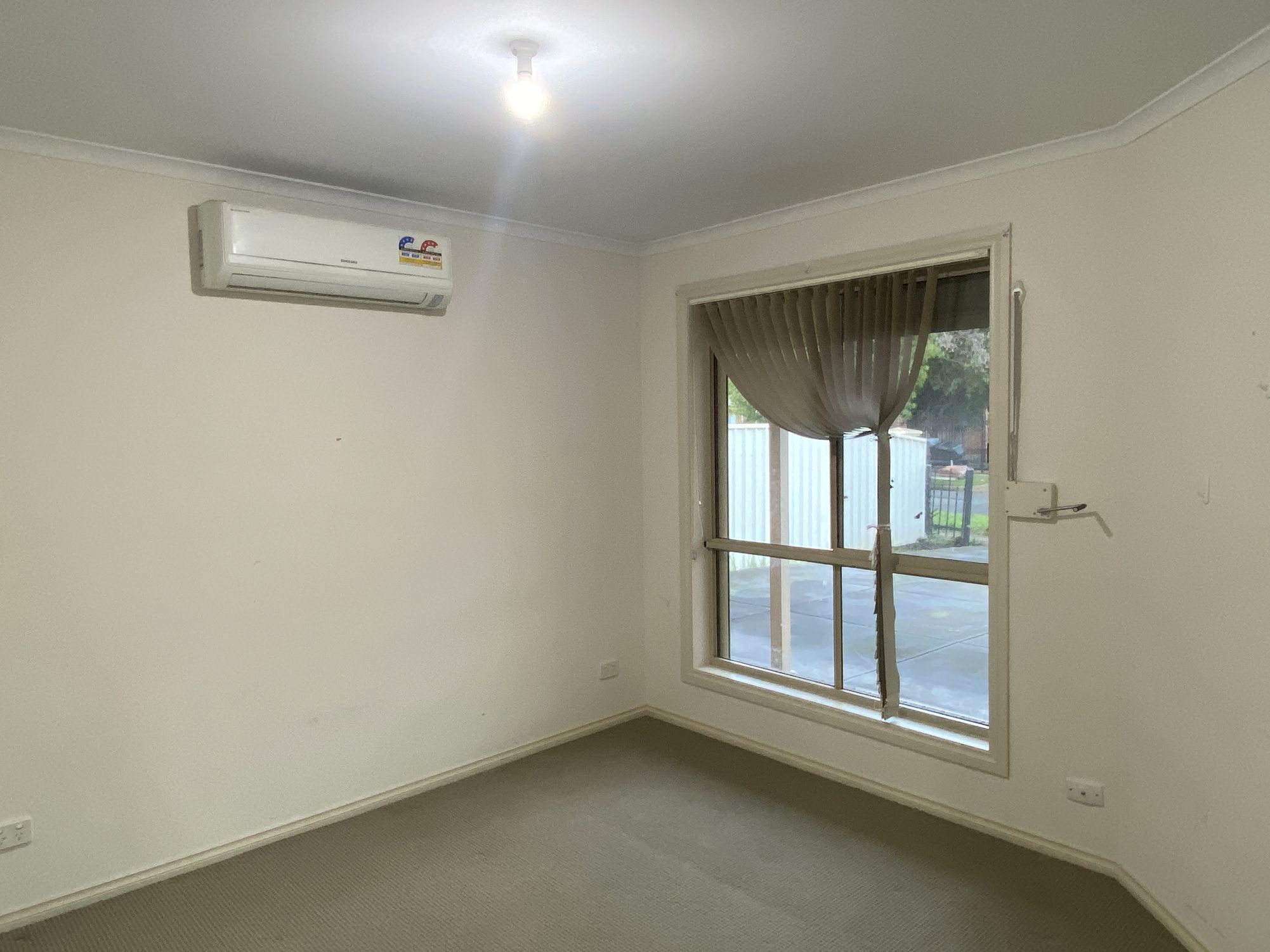 1A Bank Street, Kilburn