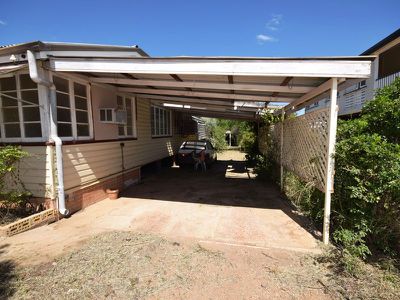 9 Quail Street, Longreach