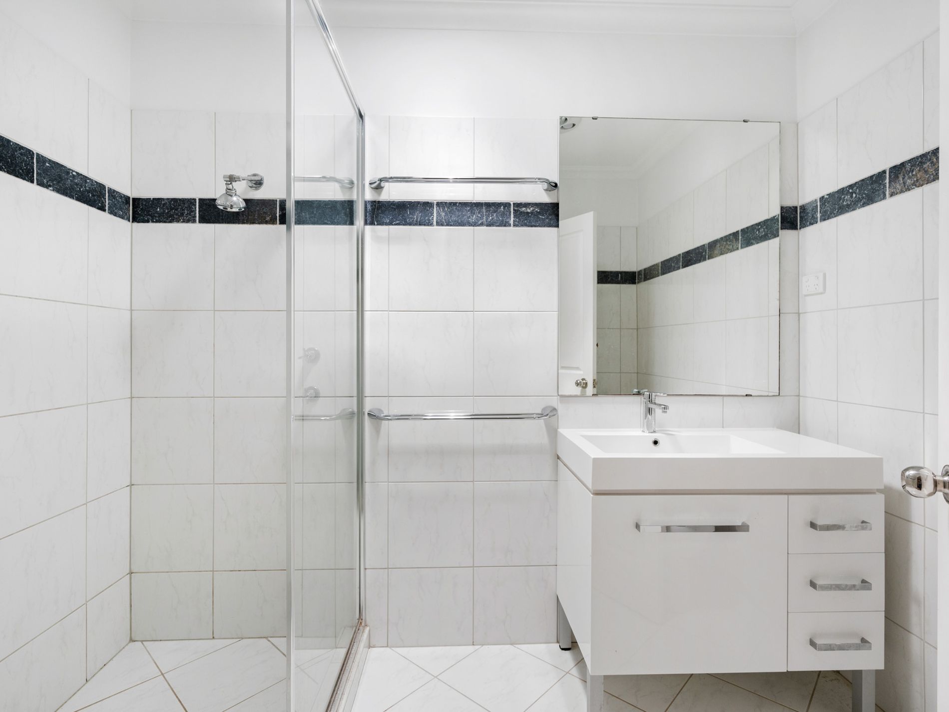 33 Lyall Street, Lamington