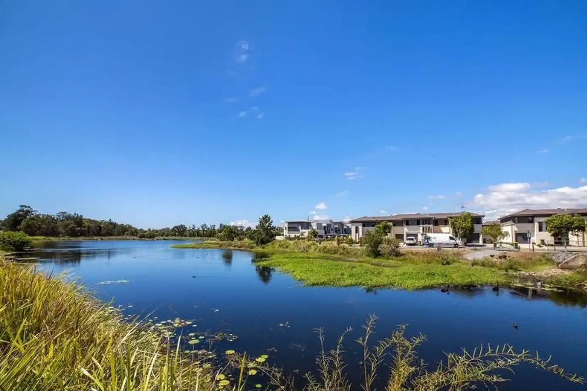 74 / 2 Inland Drive, Tugun