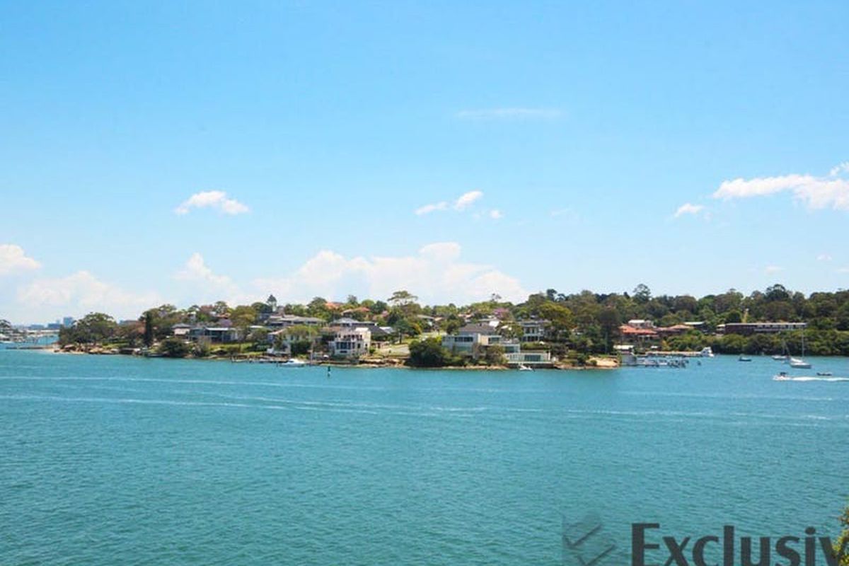 2 / 11 Bortfield Drive, Chiswick