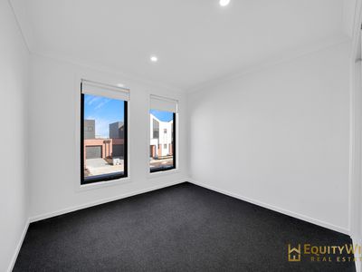 20 Timetable Street, Mambourin