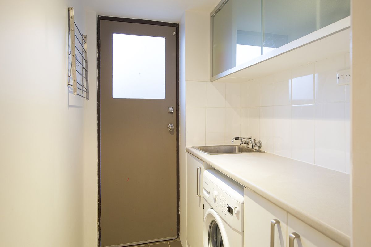 2 / 3 BARBET PLACE, Burleigh Waters