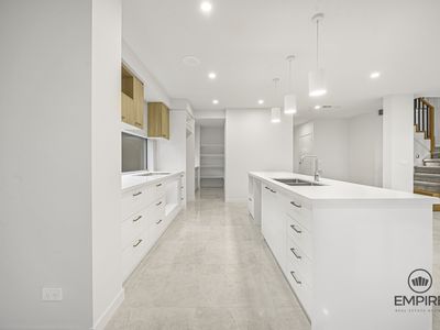 14 Sandalwood Crescent, Clyde North