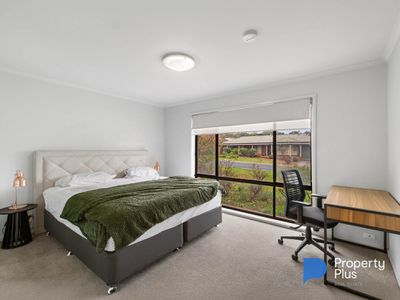 Rooms 1 - 7/11  Magazine Boulevard, Golden Square