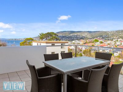 1 / 32 Bath Street, Battery Point
