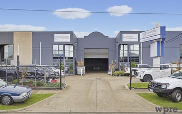 16 Webber Parade, Keilor East