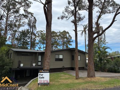 4 Valley Road, Smiths Lake