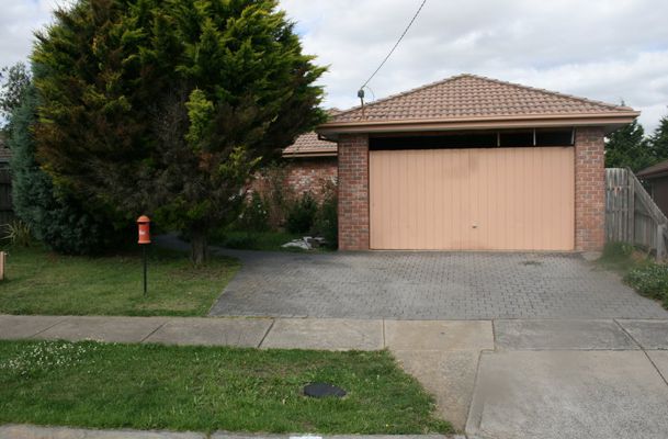 12 Watford Crescent, Craigieburn