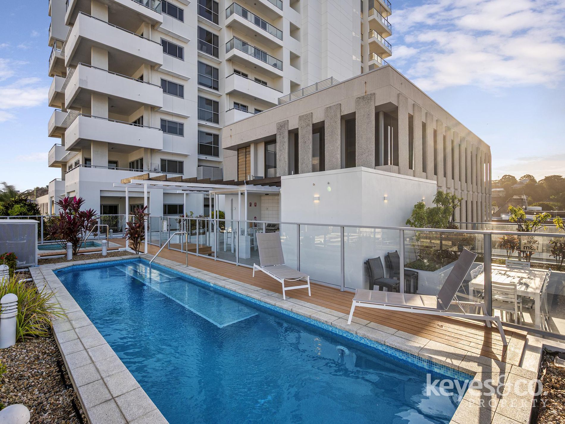 602 / 122 Walker Street, Townsville City