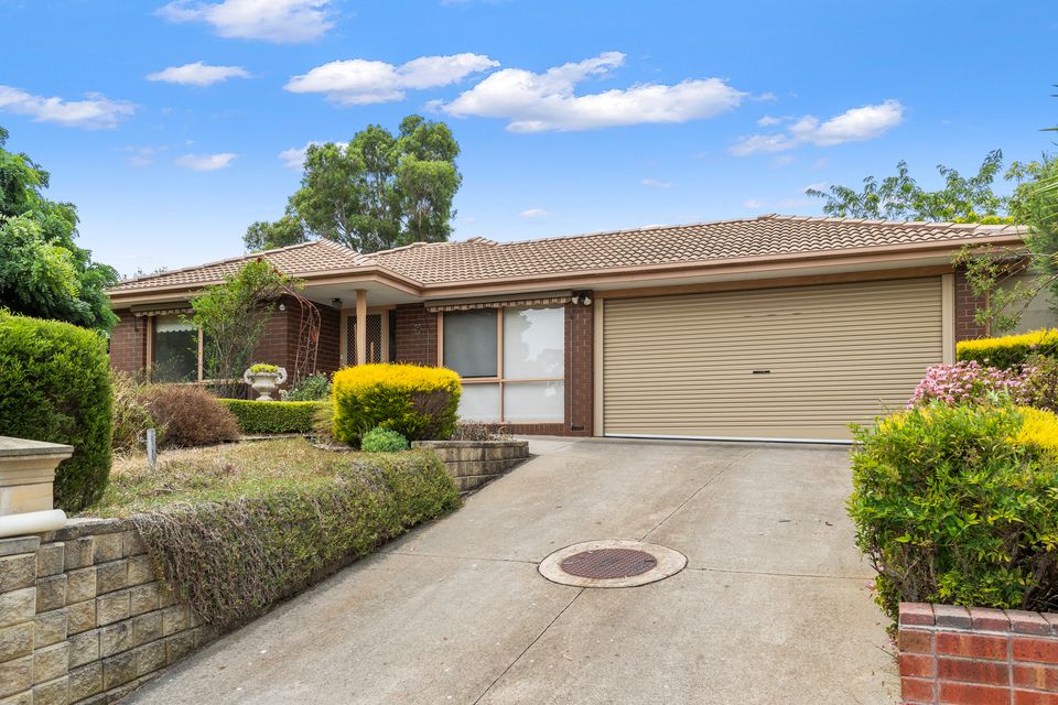 9 Windsor Court, Kangaroo Flat