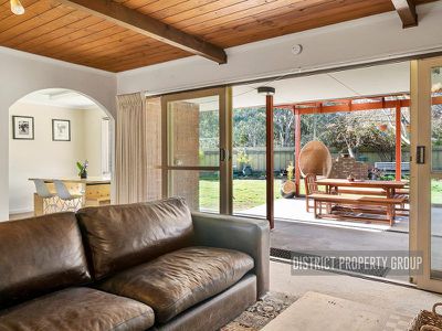 7 Prest Court, Mansfield