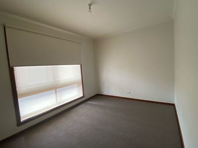 1 / 1 Branton Road, Hoppers Crossing