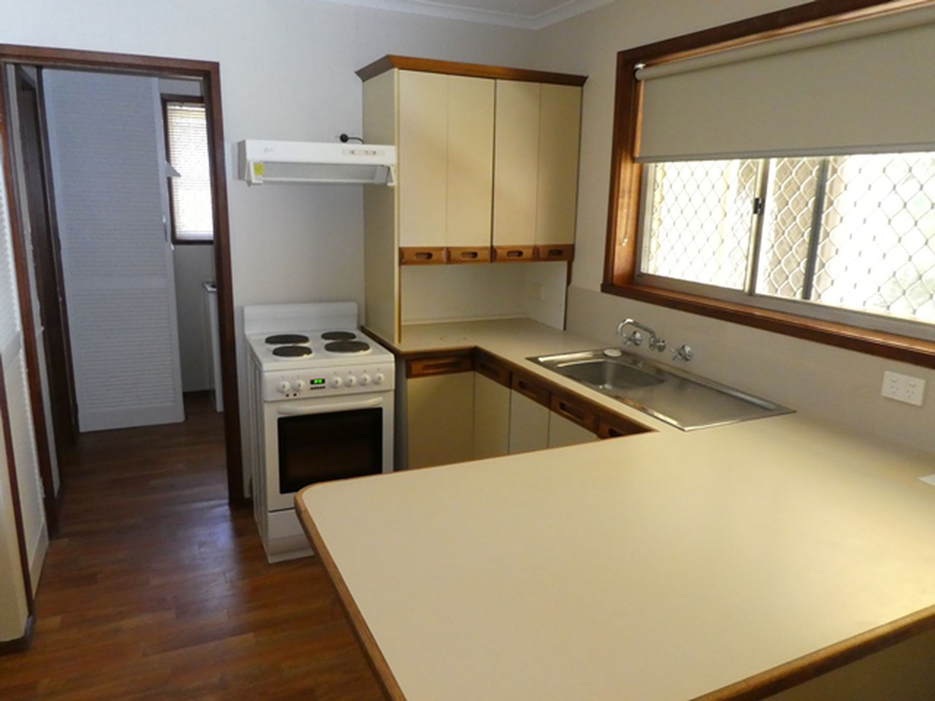 4 Johnston Avenue, Newcomb