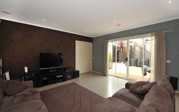 7 Botanic Drive, Pakenham