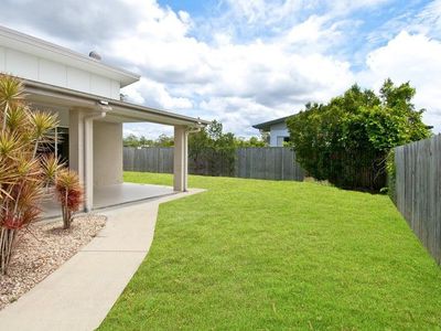 14 Hilltop Crescent, Flagstone