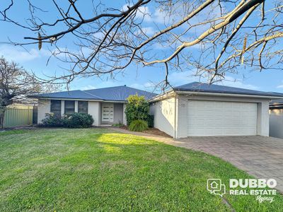 10 Holmwood Drive, Dubbo