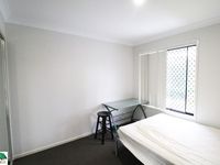 2 / 57B Atlantic Drive, Loganholme