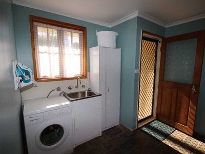 51 Harts Road, Snug