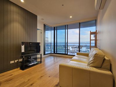 1710 / 35 Albert Road, Melbourne