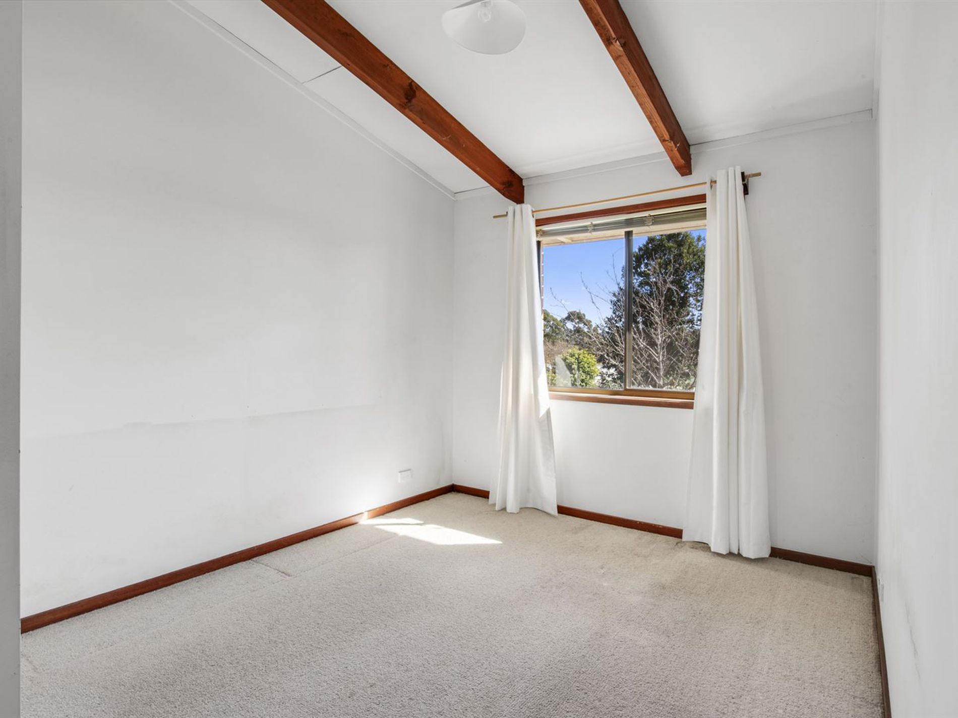 27 Torquay Drive, Lake Tabourie