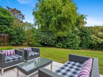 2/9A Eversleigh Road, Belmont