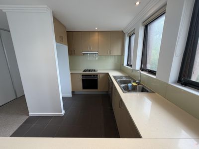 5 / 81-83 Ocean Parade, The Entrance