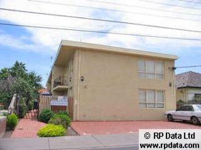 1 / 24 Southampton Street, Footscray