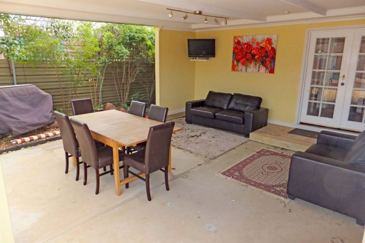 8 Saunders Street, Kyabram