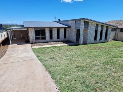 15 Casuarina Street, Kingaroy