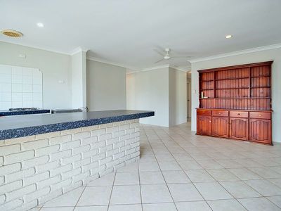 9 Dargin Way , Rockingham