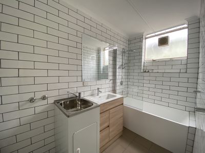 3 / 1 Hampton Parade, West Footscray