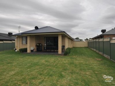 58 Dunheved Circle, Dubbo