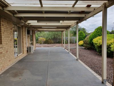14 Canonbury Circle, Seabrook