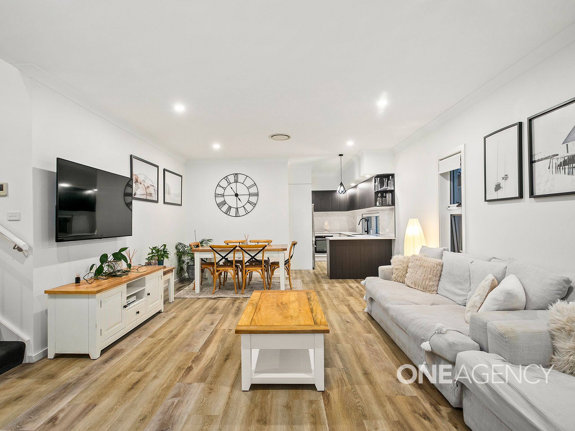 2 / 14 Jeffcoat Street, Albion Park