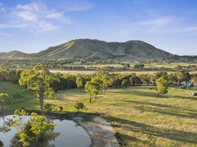 454 Howes Creek Road, Mansfield