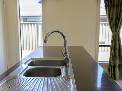 4 Holmewood Avenue, Deer Park