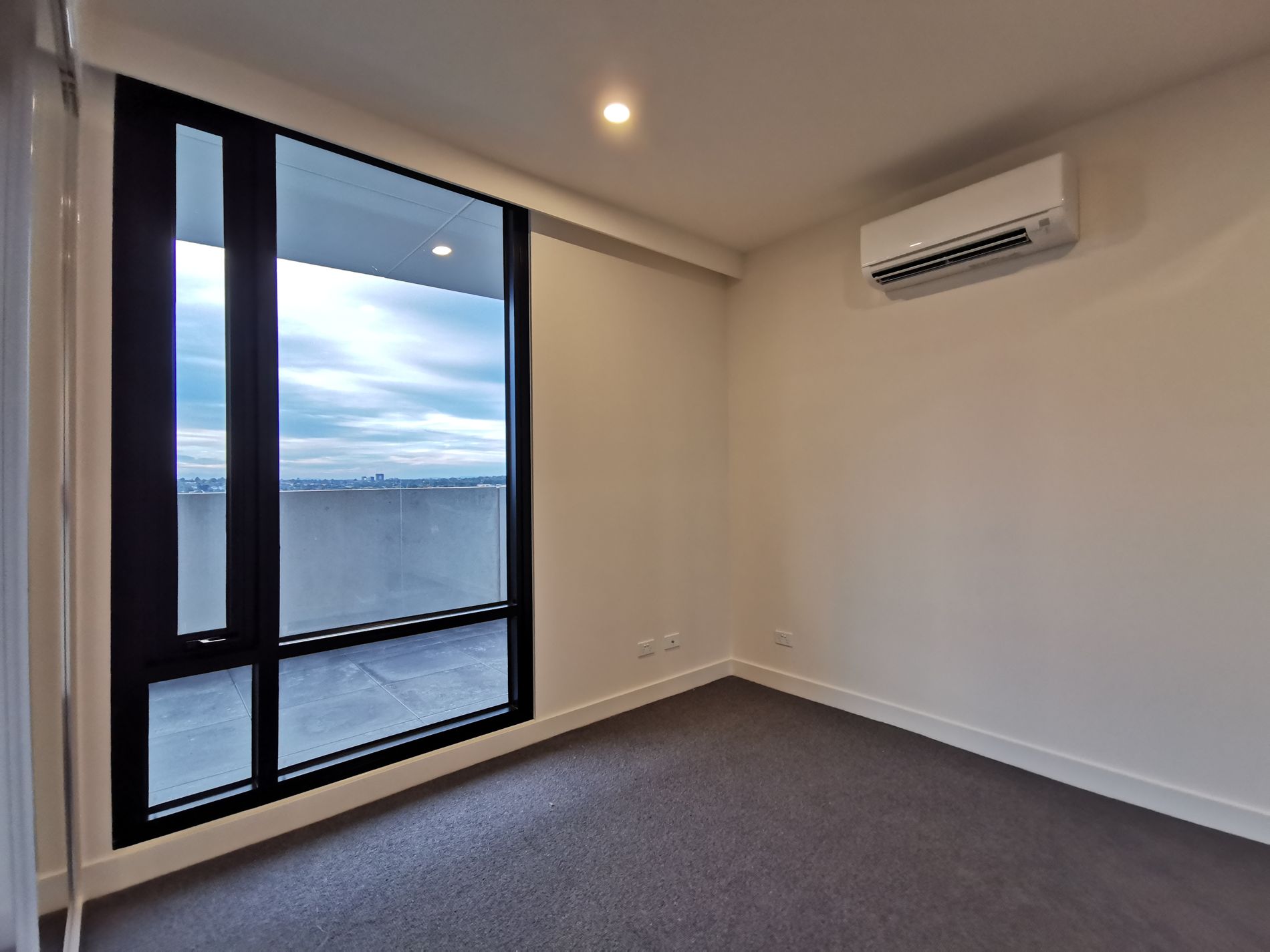 1117 / 864 Blackburn Road, Clayton