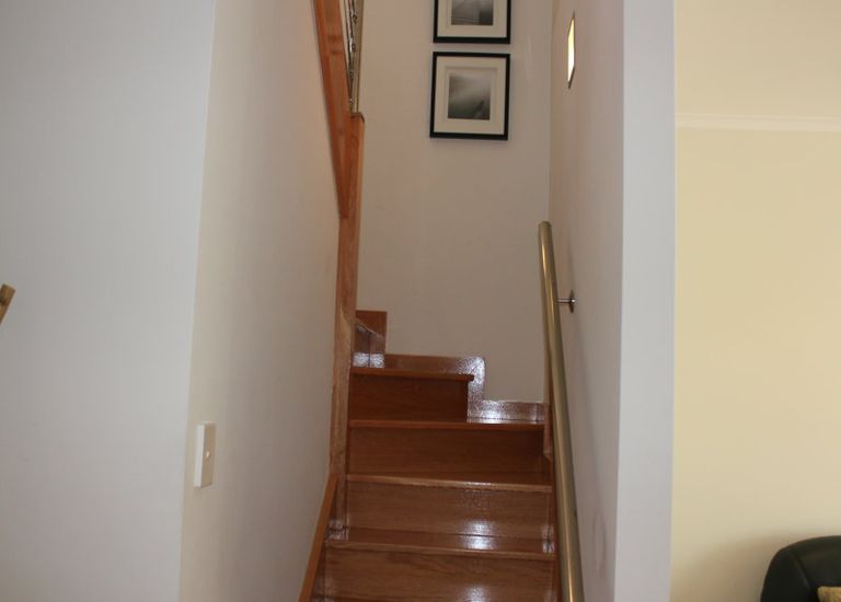 2B Trott Grove, Oaklands Park