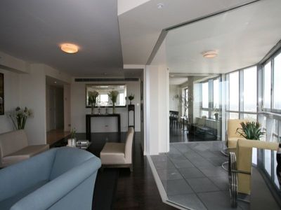 3402 / 77-81 Berry Street, North Sydney