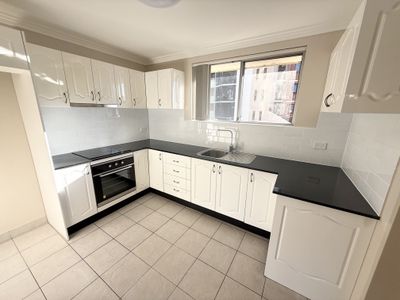 7 / 61 Lachlan Street, Liverpool