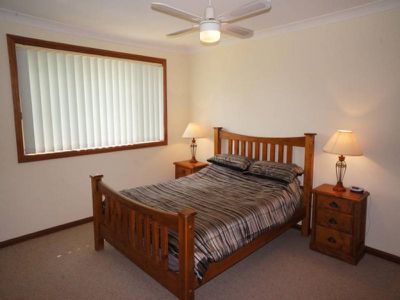 1 / 4 Bowral St, Hawks Nest