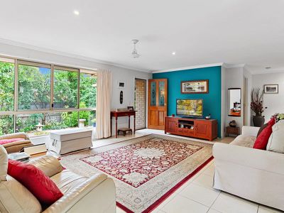 1 Niblick Street, Tewantin