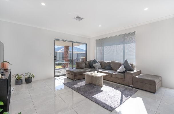 26 Lochern Road, Baldivis