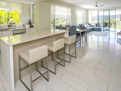 32 / 15 Flame Tree Court, Airlie Beach