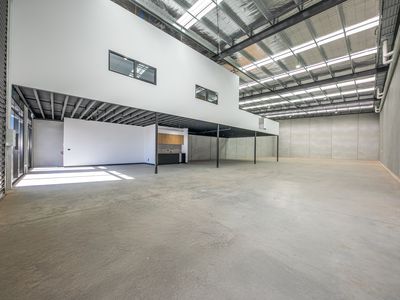 4 / 4 Amherst Drive, Truganina