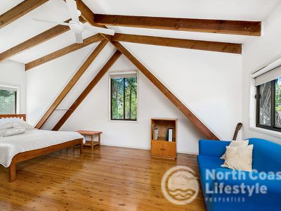 18 Elizabeth Avenue, South Golden Beach