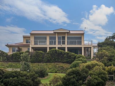 2567 Princes Highway, Port Fairy